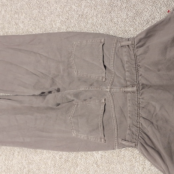 Zara Gray Jumpsuit Modern Wide-Leg Silhouette - Picture 6 of 12